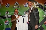 Signing of the sponsorship agreement between the Basketball Association of Serbia and the Lasko brewery.Potpisivanje sponzorskog ugovora izmedju Kosarkaskog saveza Srbije i pivare Lasko.