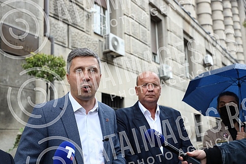 A press conference of the Serbian movement Dveri was held in front of the building of the Government of Serbia with the topic 