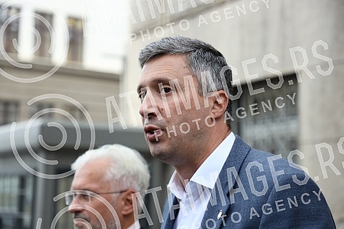 A press conference of the Serbian movement Dveri was held in front of the building of the Government of Serbia with the topic 