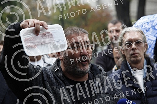 Press conference of the Vice President of the Party of Freedom and Justice Dejan Bulatovic on the occasion of lower and lower prices of cattle, and higher and higher prices of meat in shops.Konferencija za medije potpredsednika Stranke slobode i pr