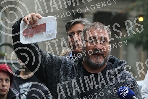 Press conference of the Vice President of the Party of Freedom and Justice Dejan Bulatovic on the occasion of lower and lower prices of cattle, and higher and higher prices of meat in shops.Konferencija za medije potpredsednika Stranke slobode i pr