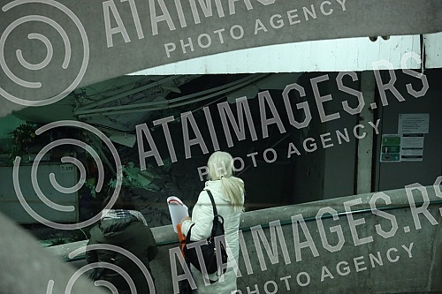 Part of the roof, ceiling and wall of the Stari Mercator market on Mihajlo Pupin Boulevard in New Belgrade collapsed, injuring seven people. Deo krova, plafona i zida pijace Stari Merkator u Bulevaru Mihajla Pupina u Novom Beogradu urusio se i tom 