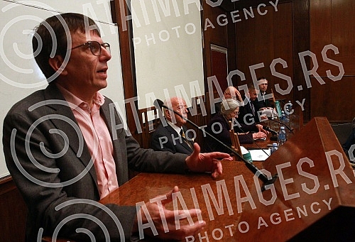 Croatian historian Tvrtko Jakovina presented the book 