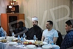 Mufti of Belgrade and military Mustafa Jusufspahich organized an iftar - an evening meal during the month of Ramadan, which ends the daily fast, for football players of the Islamic faith who play in the Serbian Super League.Muftija beogradski i voj