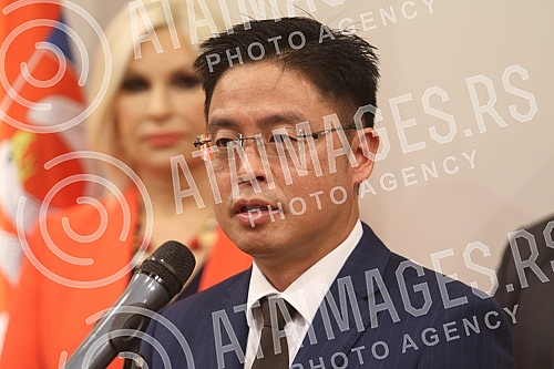 The Chamber of Mining and Geological Engineers of Serbia was founded in the Chamber of Commerce of Serbia.U Privrednoj komori Srbije je osnivana Komora rudarskih i geoloskih inzenjera Srbije.