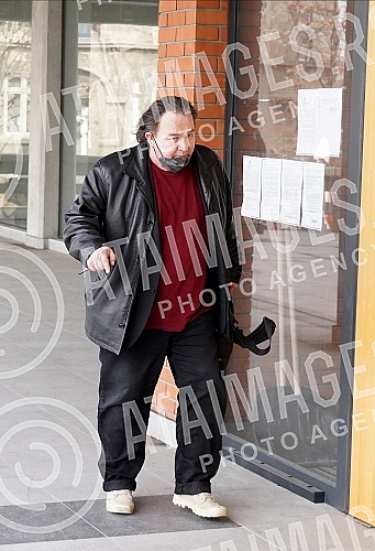 Actor Branko Vidakovic continues trial in Belgrade High Court on charges of unauthorized possession of drugs for personal use.U Visem sudu u Beogradu nastavljeno sudjenje glumcu Branku Vidakovicu povodom optuzbi za neovlasceno drzanje droge za licn