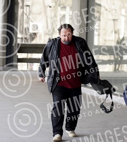 Actor Branko Vidakovic continues trial in Belgrade High Court on charges of unauthorized possession of drugs for personal use.U Visem sudu u Beogradu nastavljeno sudjenje glumcu Branku Vidakovicu povodom optuzbi za neovlasceno drzanje droge za licn