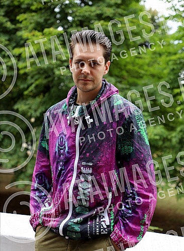 The first official press conference on the occasion of the continuation of the shooting of Slobodan Sijan's film 