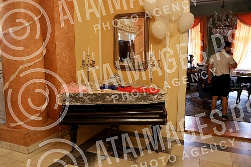 The first official press conference on the occasion of the continuation of the shooting of Slobodan Sijan's film 