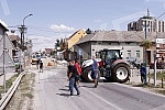 Farmers continued their blockade on the bridge over the Thames in Pancevo.Poljoprivrednici su nastavili blokadu na mostu preko Tamisa u Pancevu.