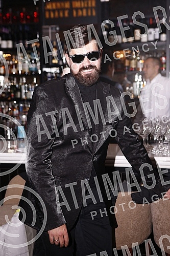 Promotion of the sixth studio album 