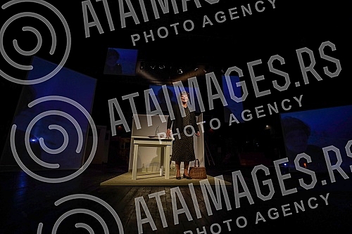 The general rehearsal of the monodrama Petrija's Wreath, adapted by actress Mirjana Karanovic and directed by Jana Maricic, was held at the Brdo Theater, where it will premiere on October 21.Generalna proba monodrame Petrijin venac, ciju je adaptac