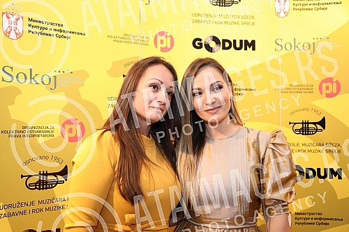 The GODUM 2021 awards ceremony of the Association of Jazz, Pop and Rock Musicians of Serbia was held at the Vuk Cultural Institution.Dodela nagrada GODUM 2021 Udruzenja muzicara dzeza, zabavne i rok muzike Srbije odrzana je u ustanovi kulture Vuk.