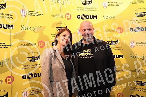 The GODUM 2021 awards ceremony of the Association of Jazz, Pop and Rock Musicians of Serbia was held at the Vuk Cultural Institution.Dodela nagrada GODUM 2021 Udruzenja muzicara dzeza, zabavne i rok muzike Srbije odrzana je u ustanovi kulture Vuk.