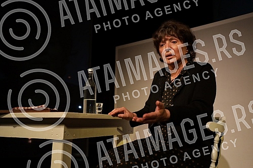 The general rehearsal of the monodrama Petrija's Wreath, adapted by actress Mirjana Karanovic and directed by Jana Maricic, was held at the Brdo Theater, where it will premiere on October 21.Generalna proba monodrame Petrijin venac, ciju je adaptac