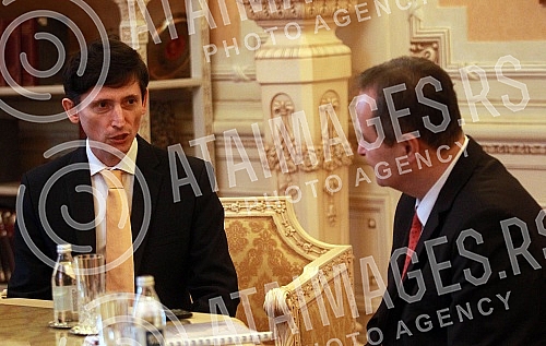 The President of the Assembly of Serbia, Ivica Dacic, held a farewell meeting with the Ambassador of Ukraine to Serbia, Oleksandr Aleksandrovych.Predsednik Skupstine Srbije Ivica Dacic odrzao je oprostajni sastanak sa ambasadorom Ukrajine u Srbiji 