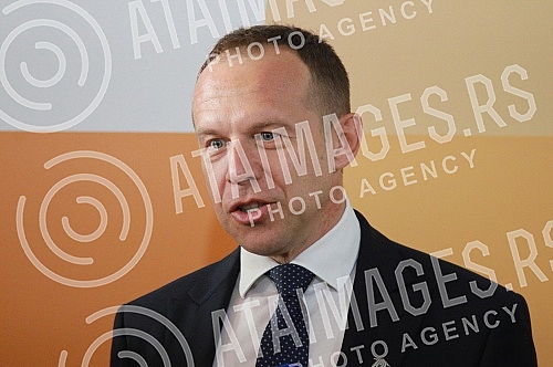 At the end of the annual Assembly of the National Alliance for Local Economic Development (NALED), new reform priorities were announced at the Hyatt Hotel and the biggest advances in improving business conditions in the past year were presented.U h