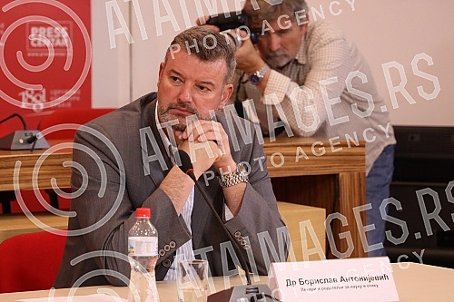  The Serbian movement Dveri organized a round table on Health and Freedom - what has the Government signed with the WHO and what awaits us?Srpski pokret Dveri je organizovao okrugli sto sa temom 