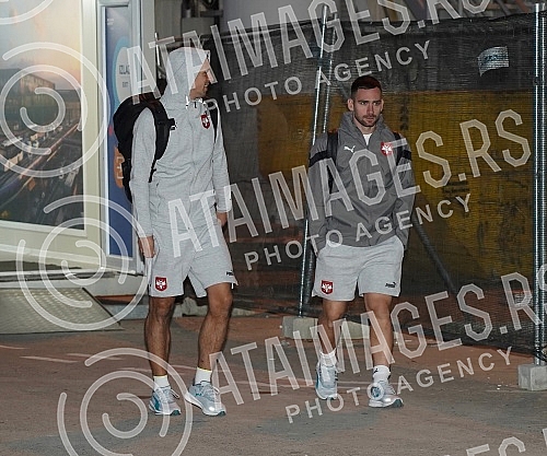 The football team of Serbia, which participated in the World Cup in Qatar, returned on a regular flight from Doha.Fudbalska reprezentacije Srbije koja je ucestvovala na Svetskom prvenstvu u Kataru vratila se redovnim letom iz Dohe.