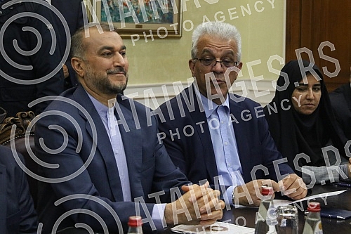 Ivica Dacic met with the Minister of Foreign Affairs of Iran Hossein Amir Abdollahian.

Ivica Dacic sastao se sa ministrom inostranih poslova Irana Hoseinom Amir Abdolahijanom. 