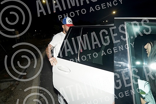 The football team of Serbia, which participated in the World Cup in Qatar, returned on a regular flight from Doha.Fudbalska reprezentacije Srbije koja je ucestvovala na Svetskom prvenstvu u Kataru vratila se redovnim letom iz Dohe.