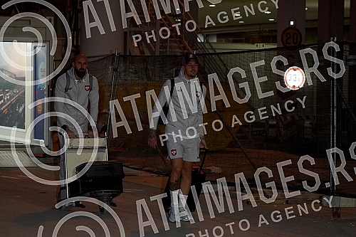 The football team of Serbia, which participated in the World Cup in Qatar, returned on a regular flight from Doha.Fudbalska reprezentacije Srbije koja je ucestvovala na Svetskom prvenstvu u Kataru vratila se redovnim letom iz Dohe.