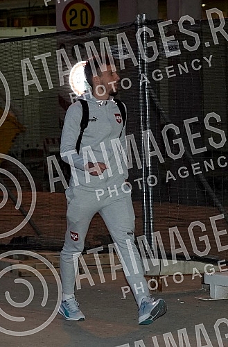 The football team of Serbia, which participated in the World Cup in Qatar, returned on a regular flight from Doha.Fudbalska reprezentacije Srbije koja je ucestvovala na Svetskom prvenstvu u Kataru vratila se redovnim letom iz Dohe.
