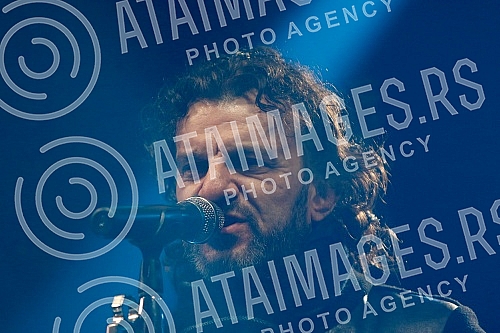 On the square in the municipality of Obrenovac Aca Lukas (Aleksandar Vuksanovic) held a concert in organization of the Skymusic.Na trgu u opstini Obrenovac odrzan besplatan koncert Ace Lukasa (Aleksandar Vuksanovic) u organiyaciji Skymusic.