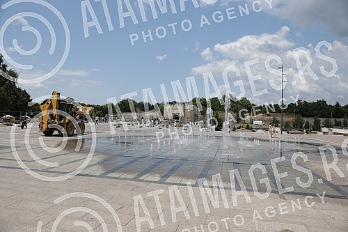 The reconstruction of King Milan Square in the center of Nis has been going on for three years, and was crowned with a humorous Guinness World Record for breaking the record in the category of the longest reconstruction of a square in the world. 