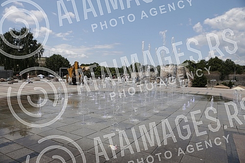 The reconstruction of King Milan Square in the center of Nis has been going on for three years, and was crowned with a humorous Guinness World Record for breaking the record in the category of the longest reconstruction of a square in the world. 