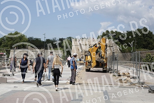 The reconstruction of King Milan Square in the center of Nis has been going on for three years, and was crowned with a humorous Guinness World Record for breaking the record in the category of the longest reconstruction of a square in the world. 