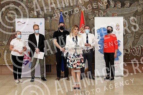 The Ministry of Human and Minority Rights and Social Dialogue and the German Organization for International Cooperation (GIZ) held a press conference at the Palace of Serbia to discuss a vaccination campaign in the languages of national minorities.