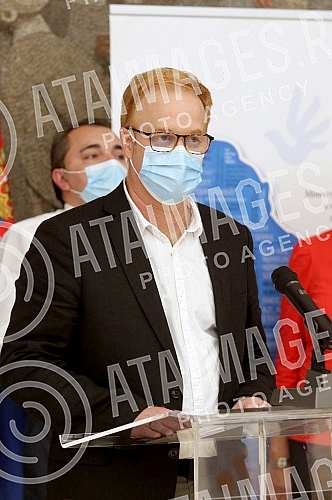 The Ministry of Human and Minority Rights and Social Dialogue and the German Organization for International Cooperation (GIZ) held a press conference at the Palace of Serbia to discuss a vaccination campaign in the languages of national minorities.