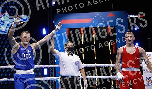 2021 Olympic Boxing World Championships - Stark Arena. Round 32, Light Heavyweight (80kg), Kaan Aykutsun(Turkey) (RED) vs Vladimir Mironchikov (Serbia).Svetsko prvenstvo u olimpijskom boksu 2021 - Stark arena.