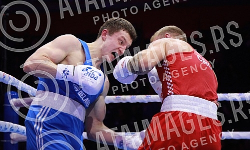2021 Olympic Boxing World Championships - Stark Arena. Round 32, Light Heavyweight (80kg), Luka Plantic (Croatia) (RED) vs Aliaksei Alfiorau (Belarus). Svetsko prvenstvo u olimpijskom boksu 2021 - Stark arena.