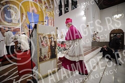 On the occasion of marking the Statehood Day of Serbia, Monsignor Stanislav Hocevar, Archbishop and Metropolitan of Belgrade, led the Mass for the entire state union of the Republic of Serbia in the Cathedral of the Assumption of the Blessed Virgin M