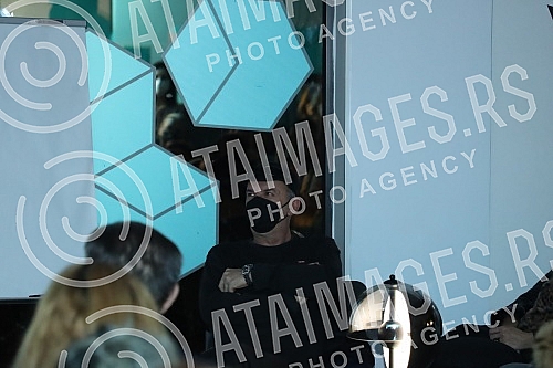 Well-known and award-winning children's book writer Uros Petrovic, one of the best IQ X solvers in the world, former president of Mensa and the Museum of Illusions, hosted a creative interactive evening.Poznati i nagradjivani pisac knjiga za decu -