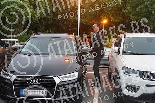 Zeljko Vasic was supposed to hold a concert as part of the promotion of the Tourist Offer of Herceg Novi and the promotion of the Skala festival at the Belgrade Manifesto, but the program was postponed to tomorrow due to bad weather..Zeljko Vasic j