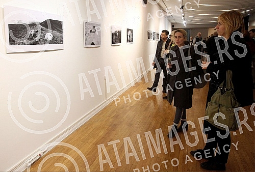 Opening of Fabio Sgroi's exhibition entitled The Boot at the BW Expirience Gallery (Progress Gallery) as part of the 7th Visualizer Photo Festival.Otvaranje izlozbe Fabija Sgroija pod nazivom The Boot u BW Expirience galeriji (Galeriji Progres) u sk
