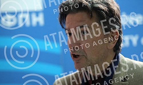 Annual International Conference Parliament of Political Scientists 2020: Political Consequences of the Pandemic, organized by the Association for Political Science of Serbia, opened at the Faculty of Political Science.Godisnja medjunarodna konferen