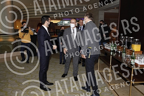 Minister of Construction, Transport and Infrastructure Tomislav Momirovic, US Ambassador Anthony Godfrey and AmCham President Zoran Petrovic spoke at the Hyatt Hotel at the business talks of the American Chamber of Commerce in Serbia (AmCham).U hot