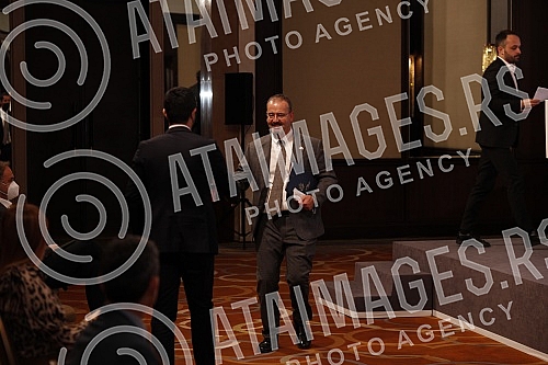 Minister of Construction, Transport and Infrastructure Tomislav Momirovic, US Ambassador Anthony Godfrey and AmCham President Zoran Petrovic spoke at the Hyatt Hotel at the business talks of the American Chamber of Commerce in Serbia (AmCham).U hot