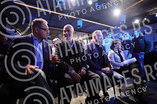 The United for the Victory of Serbia Coalition held a convention in Dorcol Platz, at which it presented the list 