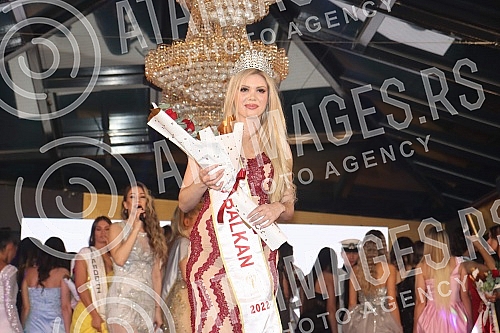 The competition for the most beautiful woman in the Balkans, Miss Balkans for 2022, was held at the Banja Luka club Kabinet.U banjaluckom klubu Kabinet  odrzano je takmicenje za najlepsu zenu na Balkanu, Miss Balkana za 2022. godinu.