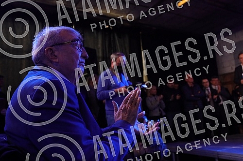 The United for the Victory of Serbia Coalition held a convention in Dorcol Platz, at which it presented the list 