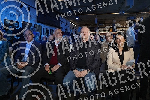 The United for the Victory of Serbia Coalition held a convention in Dorcol Platz, at which it presented the list 