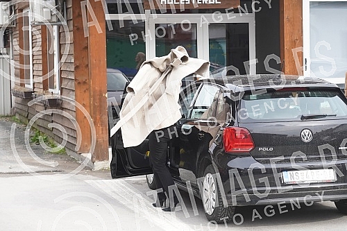 The United for the Victory of Serbia Coalition held a convention in Dorcol Platz, at which it presented the list 