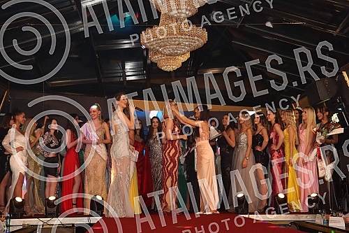 The competition for the most beautiful woman in the Balkans, Miss Balkans for 2022, was held at the Banja Luka club Kabinet.U banjaluckom klubu Kabinet  odrzano je takmicenje za najlepsu zenu na Balkanu, Miss Balkana za 2022. godinu.