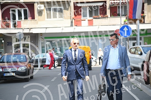 The trial of actor and director Dragan Bjelogrlic has been postponed to September 19 in the First Basic Court in Belgrade on charges of violent behavior towards his colleague Predrag Antonijevic on August 23 last year in Nis.U Prvom osnovnom sudu u