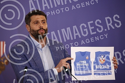 The mayor of Belgrade, Aleksandar Sapic, held the first regular press conference.Gradonacelnik Beograda Aleksandar Sapic odrzao je Prvu redovnu konferenciju za novinare. 